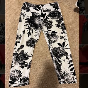 Lulu lemon capri leggings